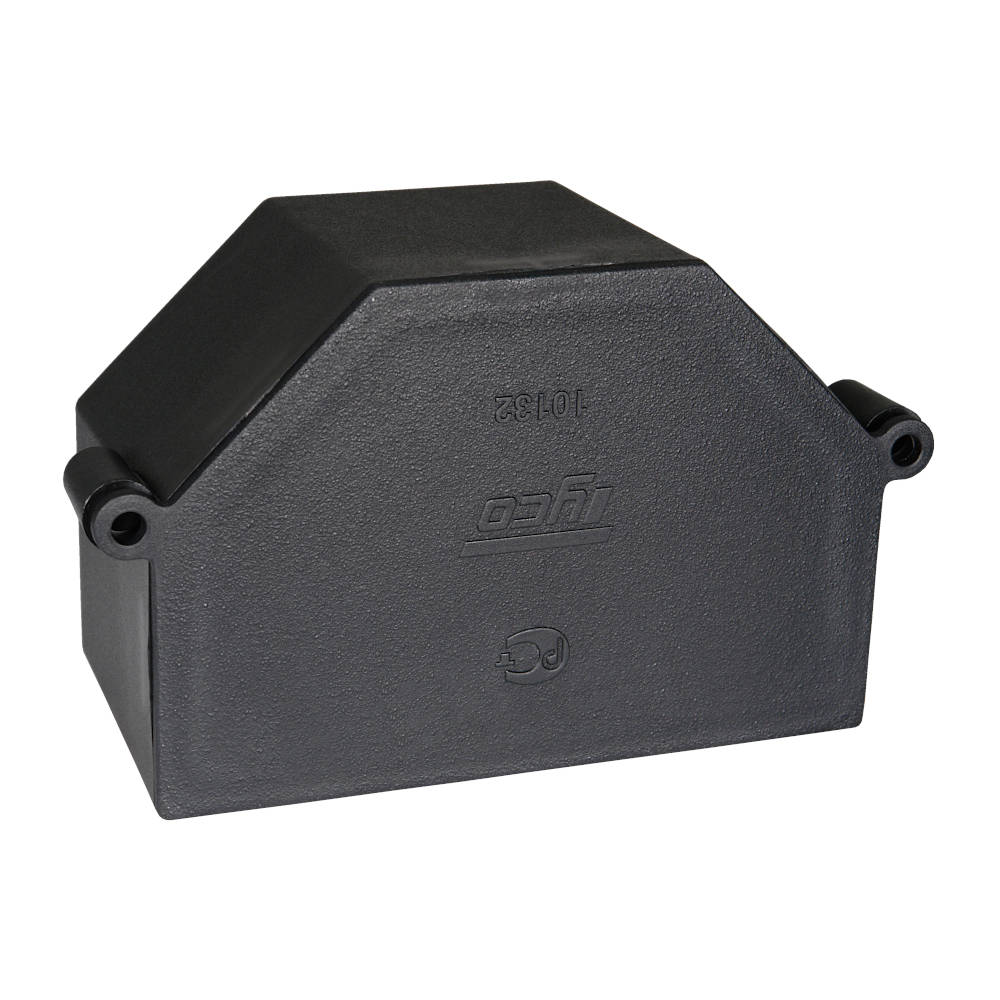 10132 Тусо Коробка распаячная 119х78мм, гл. 60мм для заливки в бетон трапециевидная с крышкой